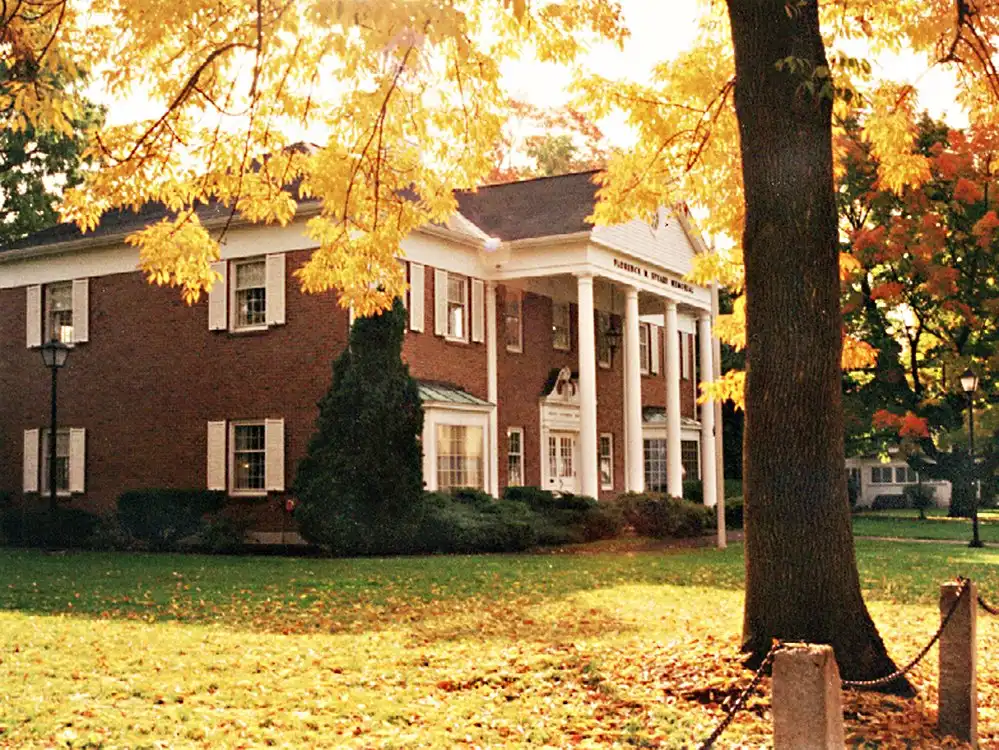 Hotels near Nashua Historical Society