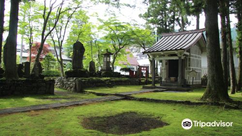 Iwasaku Shrine