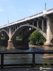 Gervais Street Bridge