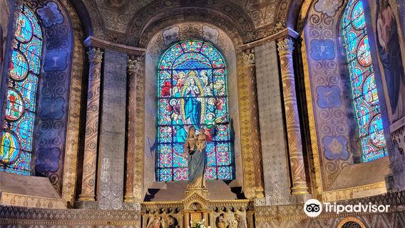 Church of Sainte-Radegonde