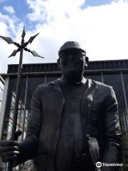 Fred Dibnah Statue