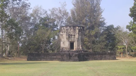 Prasat Ban Pluang