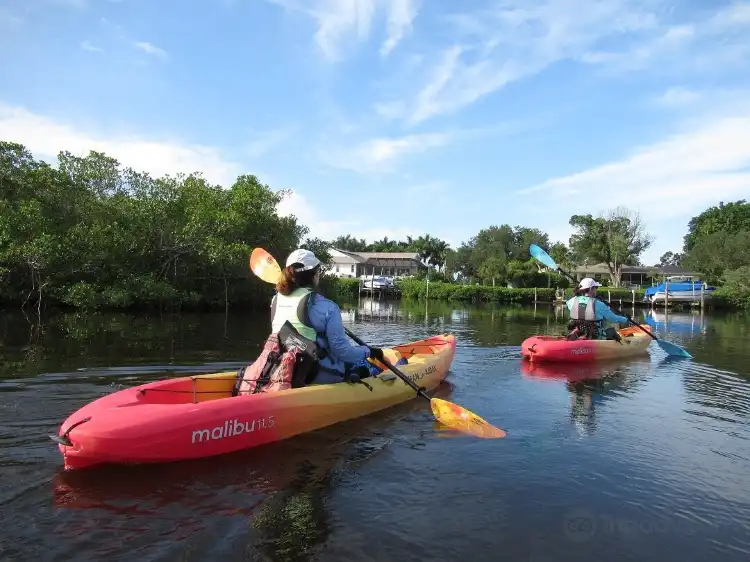 Hotels in DeSoto County