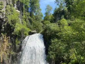 Водопад Корбу