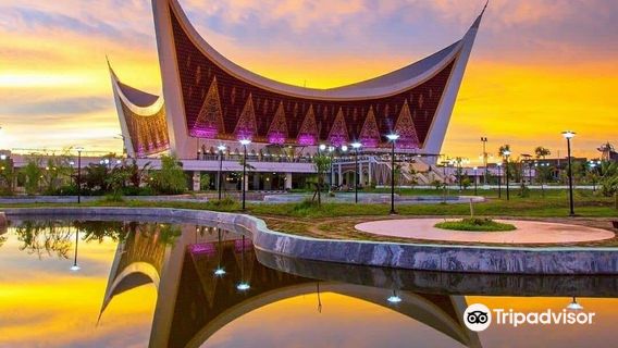 Masjid Raya Syekh Ahmad Khatib Al-Minangkabawi Sumatera Barat