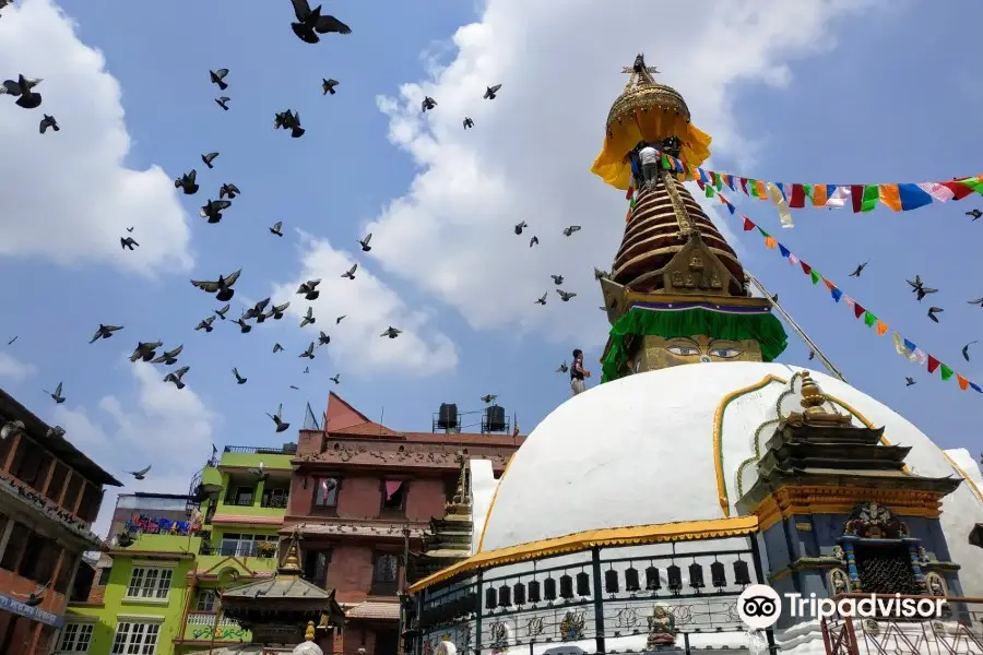 Kathesimbu Stupa