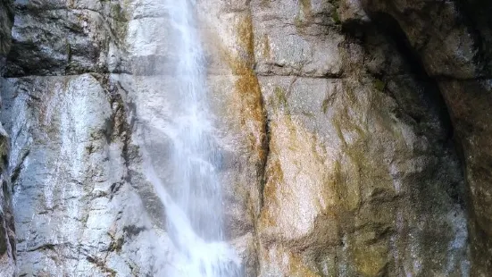 Cascata del Cenghen
