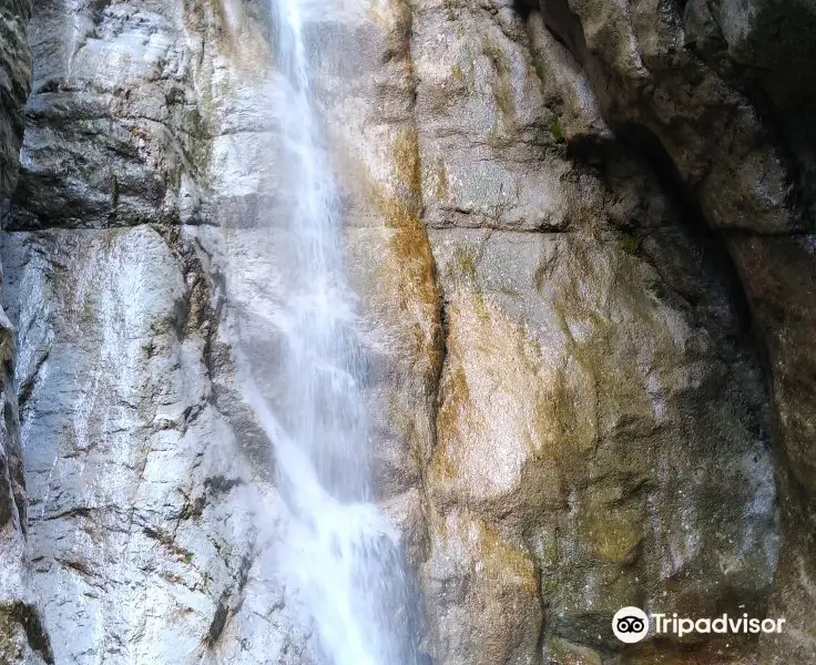 Cascata del Cenghen