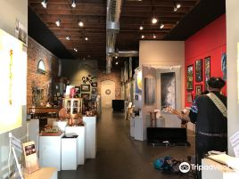 Corner Gallery
