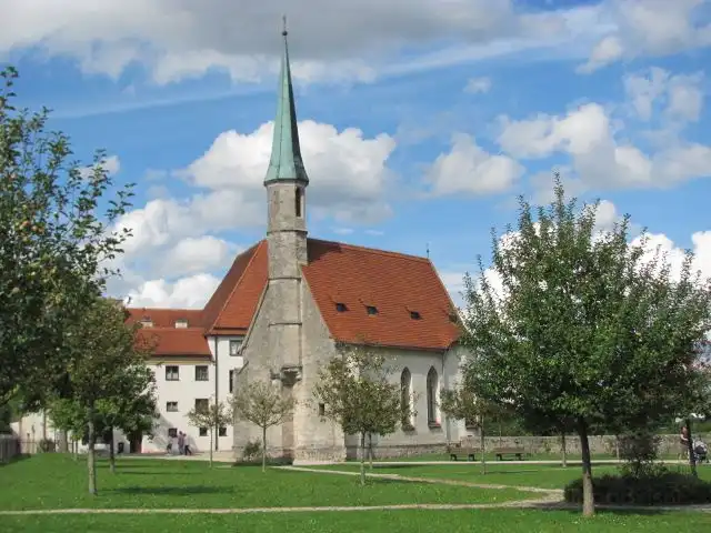 Hotels near St.Hedwig Kapelle