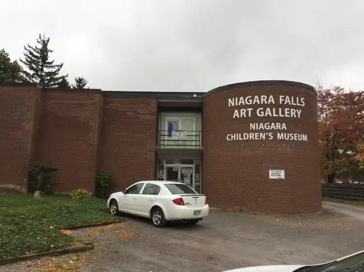 Hotels near Niagara Falls Art Gallery & Niagara Children's Museum