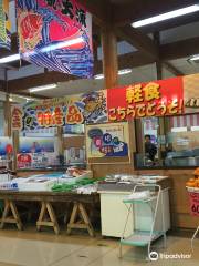 はまだお魚市場（山陰浜田港公設市場）