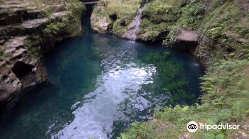 Cangkalanog Falls