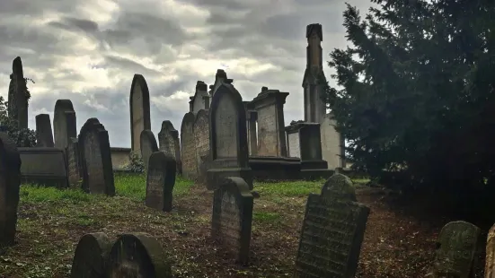 Old Jewish Cemetery