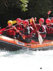 "Eaux Vives Rafting" à Bourg Saint Maurice (Savoie)