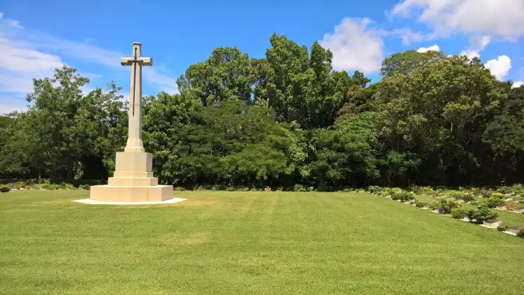 Hotels near Labuan War Cemetery