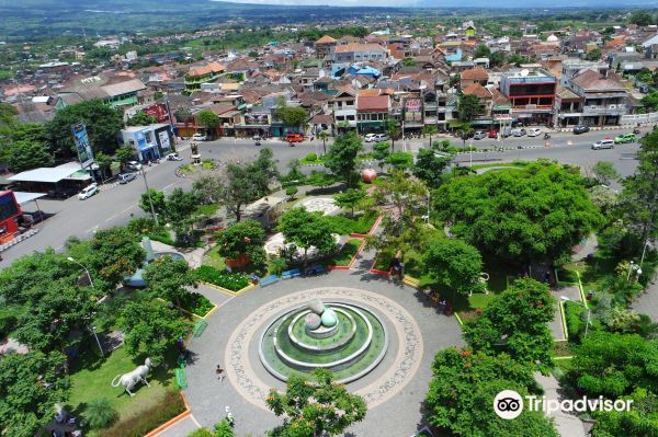 Batu City Square