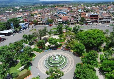 Batu City Square
