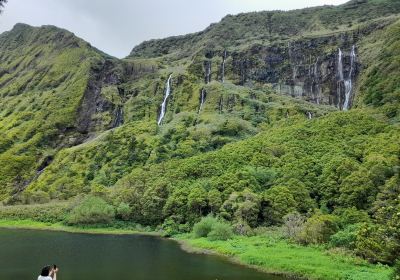 Wasserfälle - Poço Ribeira do Ferreiro (Alagoinha)