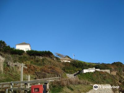 Millendreath Beach