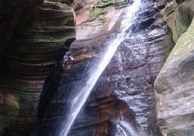 Andorinhas Waterfall