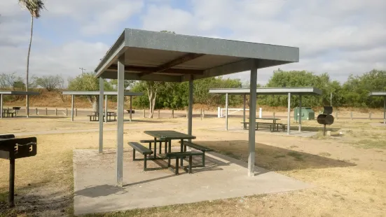 Lake Casa Blanca International State Park