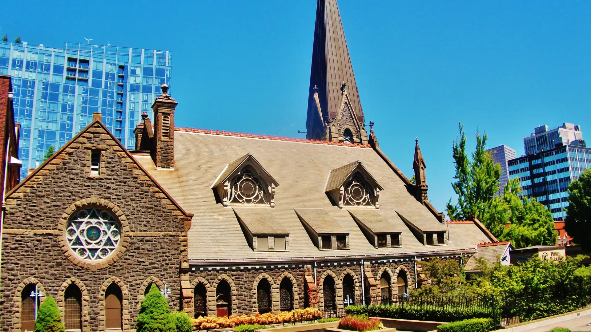 Hotels in der Nähe von First Presbyterian Church