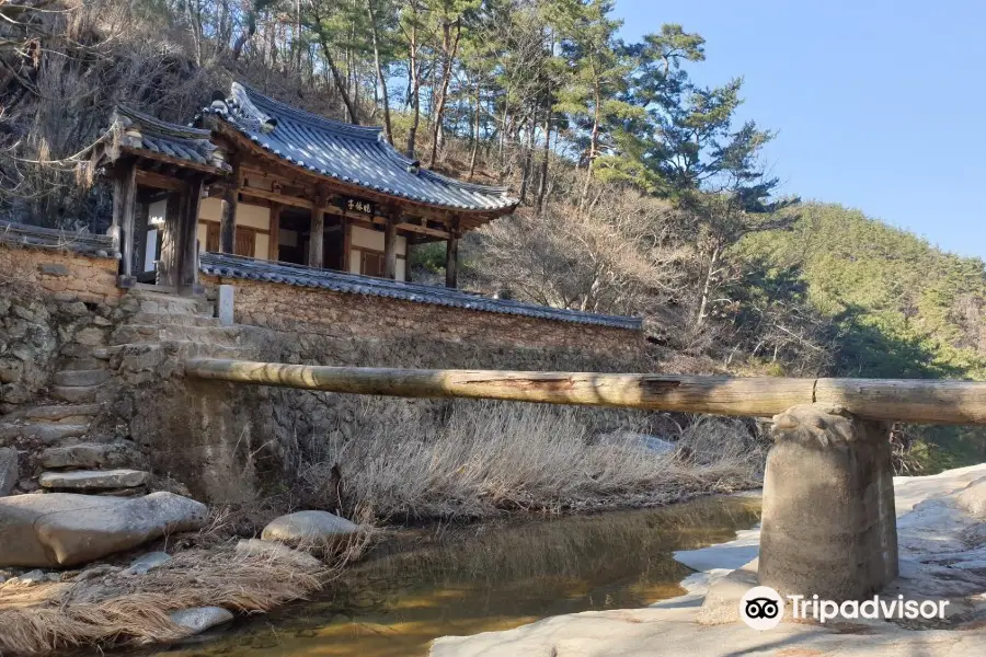 Manhyujeong Pavilion