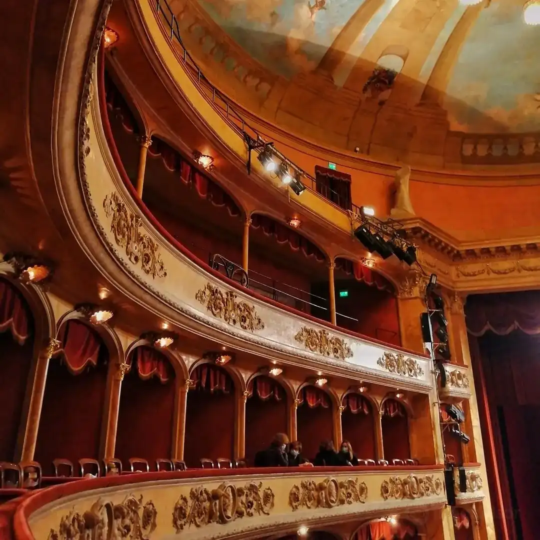 Teatro Storchi 주변 호텔