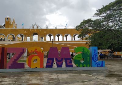 Plaza Izamal