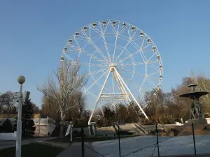 Park of Revolution (Park Oktyabrskoii Revolutsii)