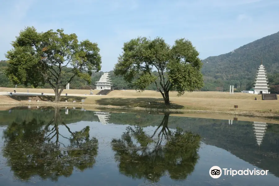 彌勒寺址