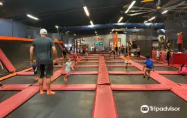 iTrampoline Hawaii