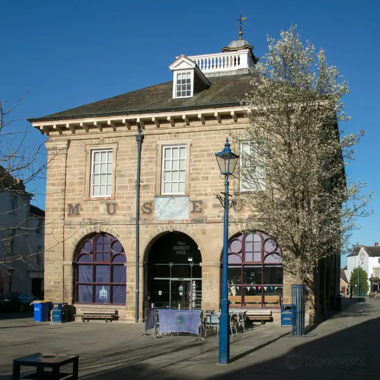 Hotels near Market Hall Museum, Warwick