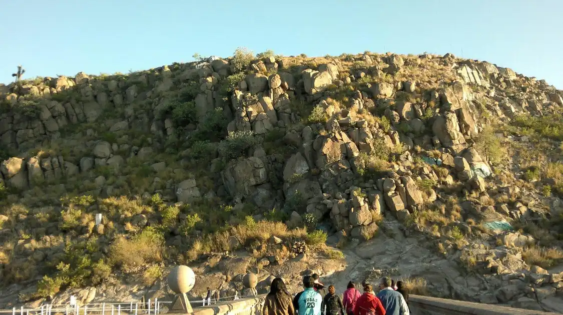 Hotels near Presa de San Jose