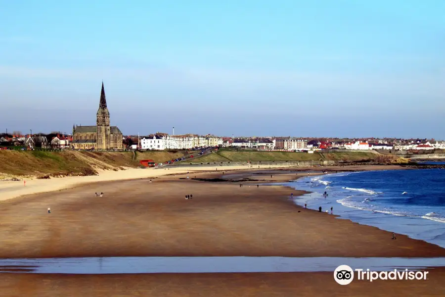 Long Sands Beach