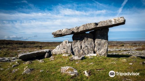 Poulnabrone Dolmen