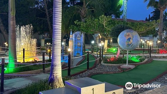 World Tour Mini Golf