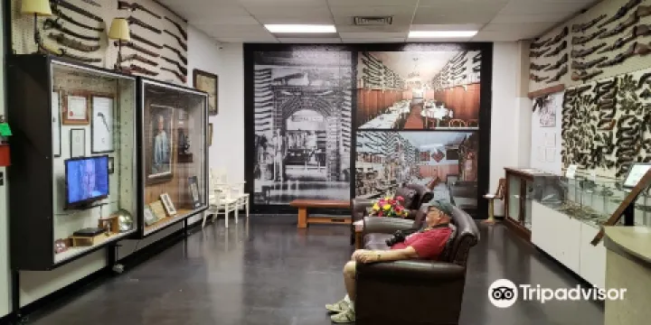 J.M. Davis Arms & Historical Museum