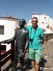 Escultura de Unamuno