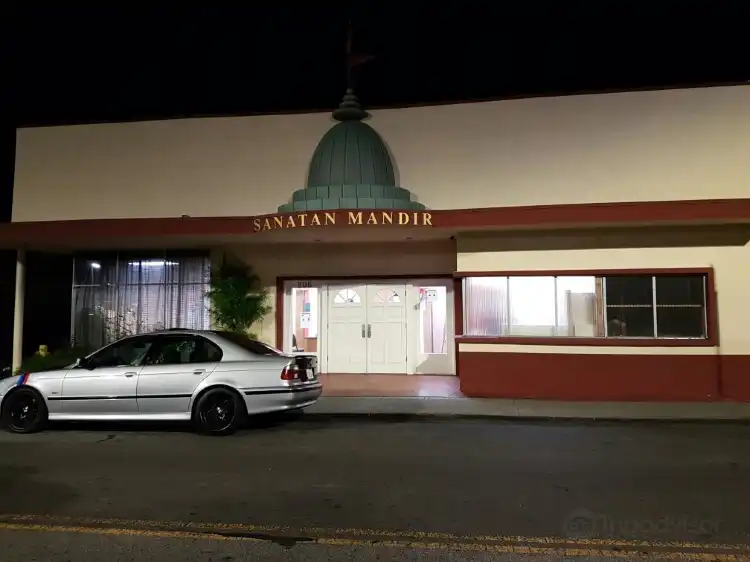 Hotels in der Nähe von Sanatan Mandir
