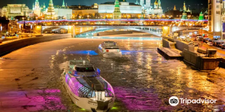 雷迪森皇家遊船