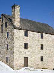 George Washington's Distillery & Gristmill