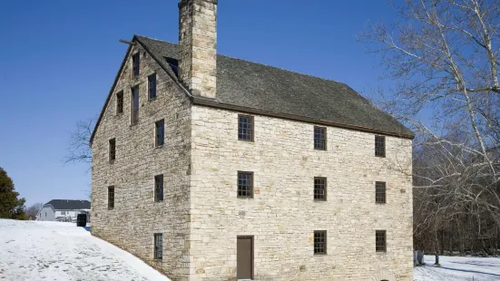 George Washington's Distillery & Gristmill