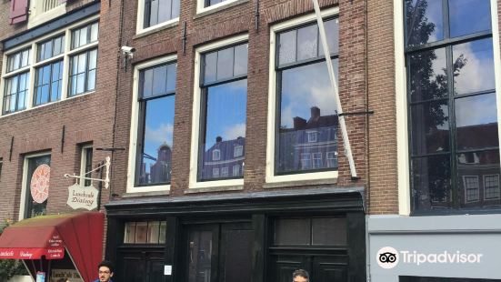 In The Footsteps of Anne Frank: World War II and Jewish History Walk