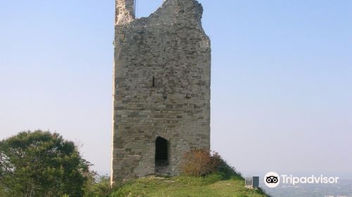 Castello Due Torri Di Scorticata