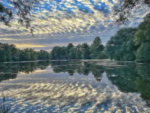 Barnwell Country Park