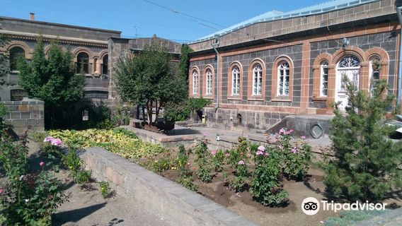 Hovhannes Shiraz House-Museum