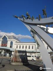 "Katsuryoku to Sozo to Ai no 21 Seikitoshi, Yonezawa o Mezashite Monument"