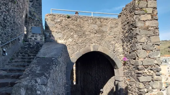 Castello Normanno-Svevo di Aci Castello